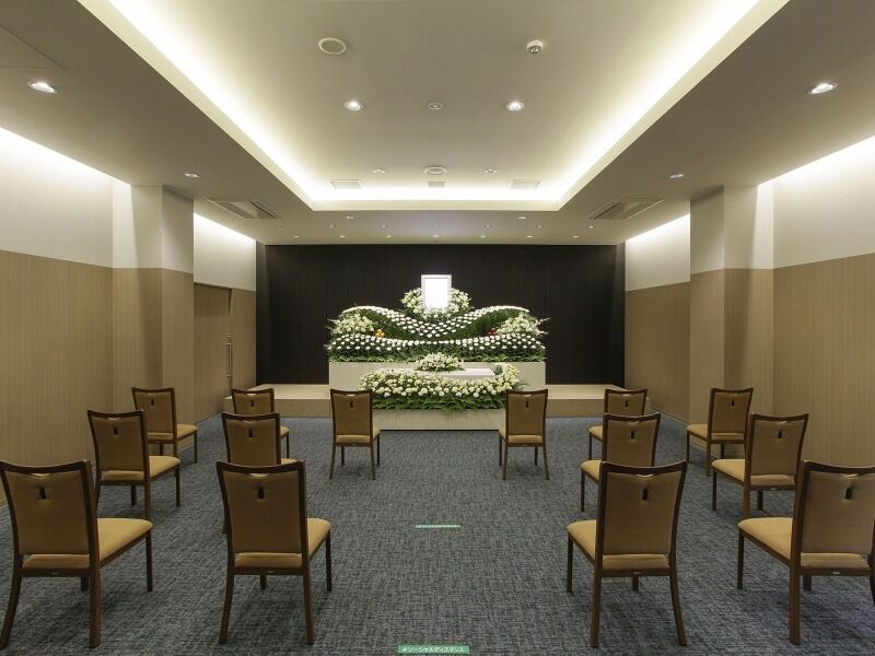 イズモ葬祭 春日井 貴賓館 エメラルドホール（2F／16席：数名～40名対応）