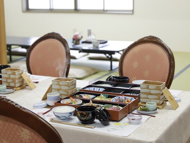 メモリー富士松 会食イメージ