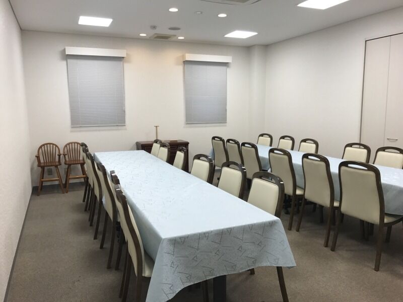 小さなお葬式 三田ホール 法要会場