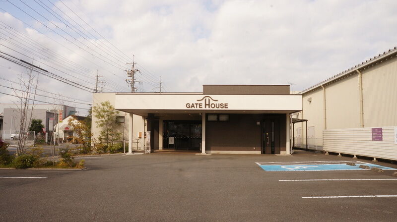 家族葬のゲートハウス松江西 エントランス1