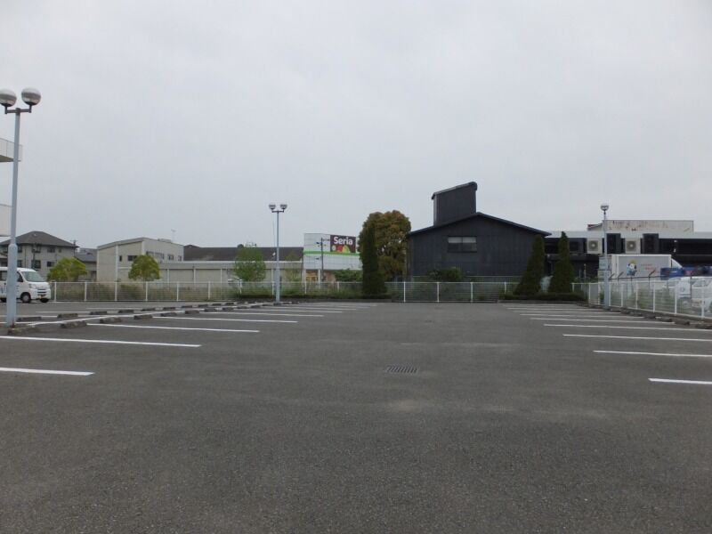 田宮ベルベ玉鳳院 駐車場１
