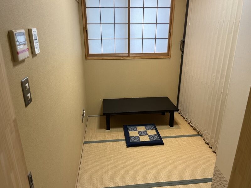 松原町コミュニティセンター 遺族控室