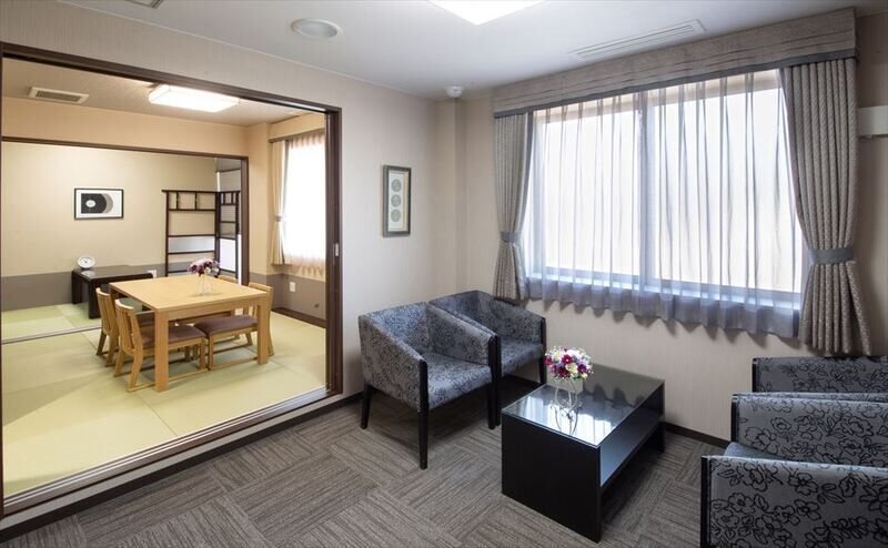 中屋敷ホール 