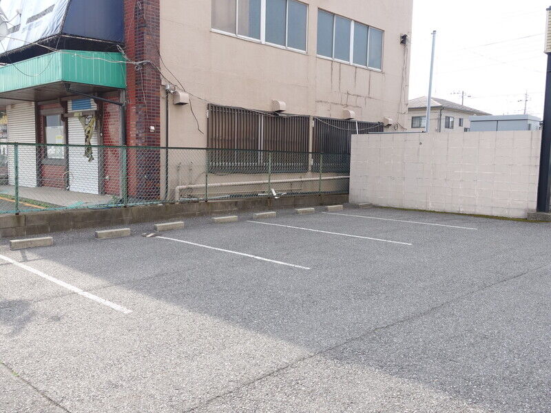 セクト・シティーホール都町 駐車場