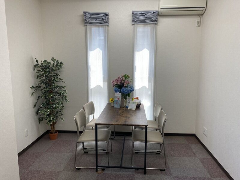 事務所雰囲気