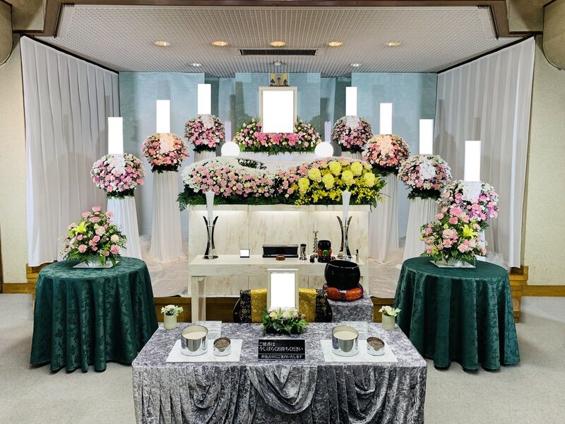 舟渡斎場(祭壇）