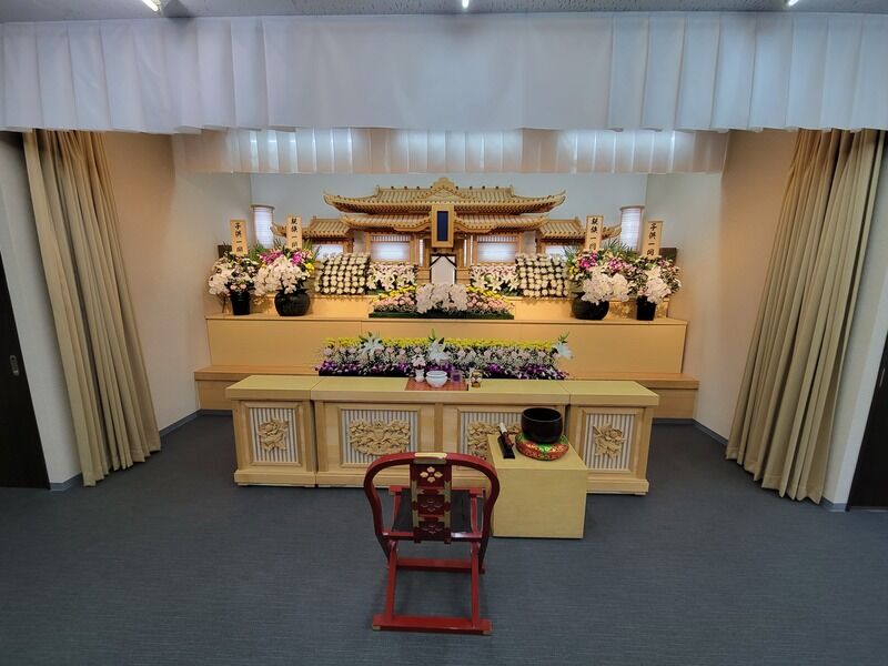 川西池田会館　祭壇1