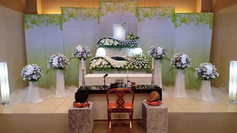 かわさき南部斎苑 家族葬生花祭壇