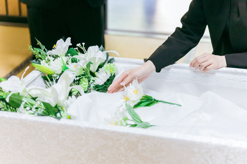 お別れ花入れ