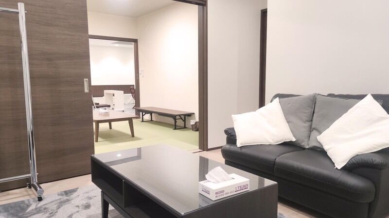 一宮中央ホール、控室２