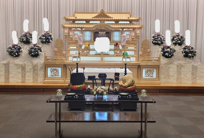 白木祭壇