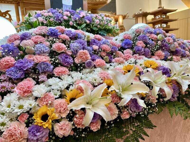 たくさんの洋花で