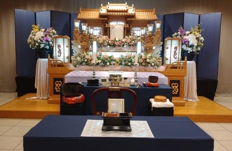 白木祭壇