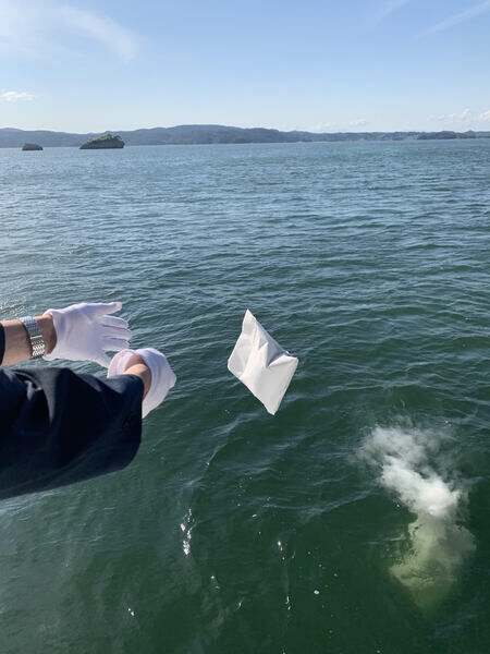 代理海洋散骨　