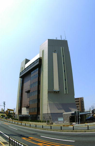 守口市浜町ホール外観