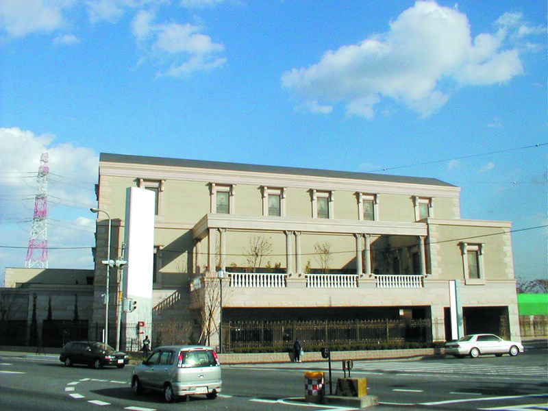 枚方市出屋敷西町ホール外観