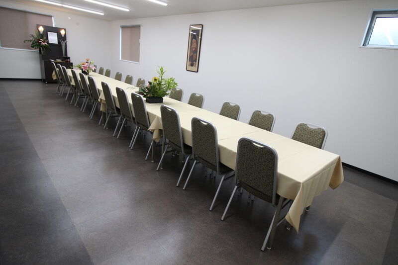 ファミリーホール府中　式場控室