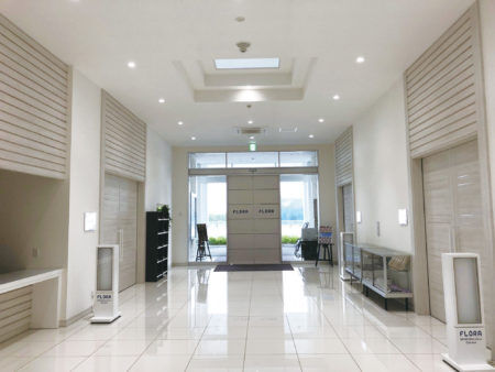 株式会社フローラ【宮城】 メモリアルホールおおくま ロビー