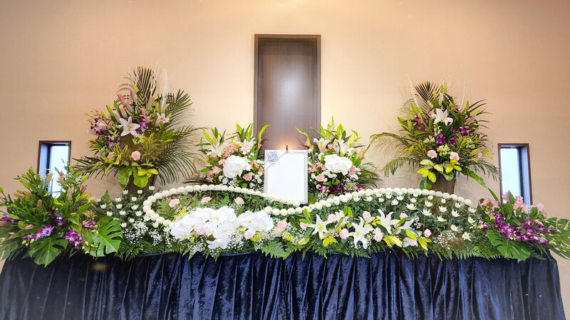 生花祭壇グレードアップ写真