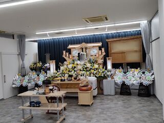 葬儀社 髙月想送