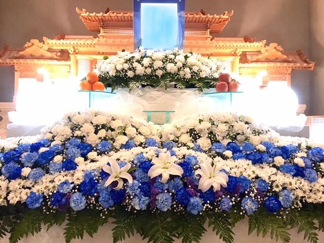 土浦市営斎場　生花祭壇事例