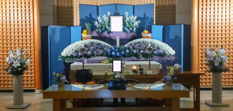上尾伊奈斎場つつじ苑花祭壇