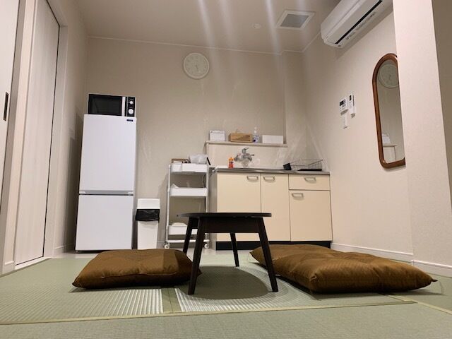 控室３