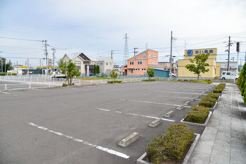 なむ南無プラザ 田向 駐車場
