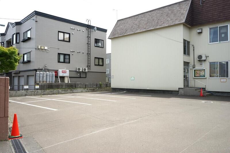 新川地区会館 駐車場