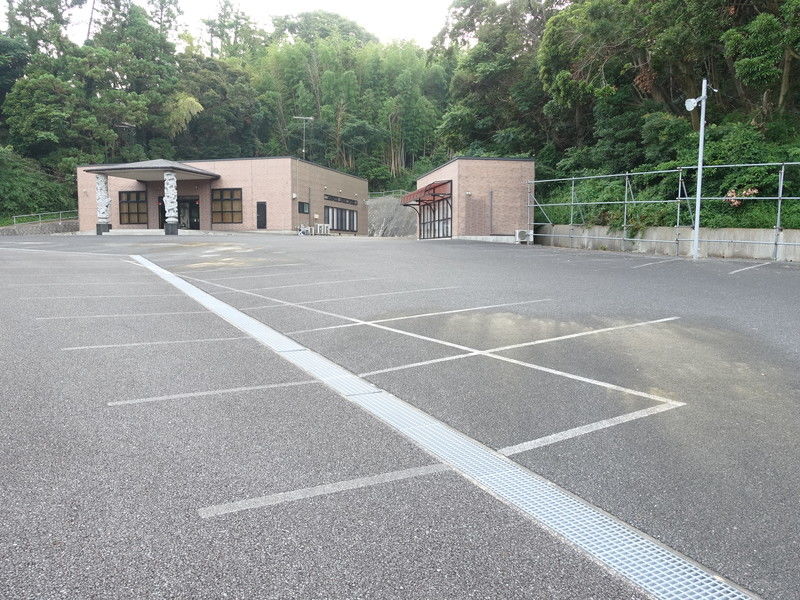 ヤマト館富斎場 駐車場