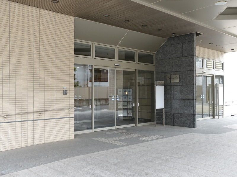 ライフケア津田沼 入口