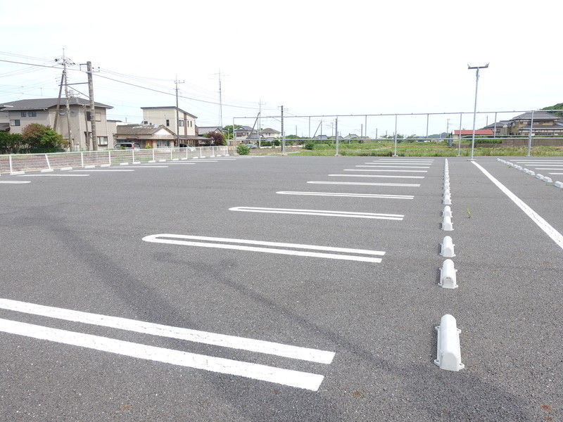 森戸ホール 駐車場