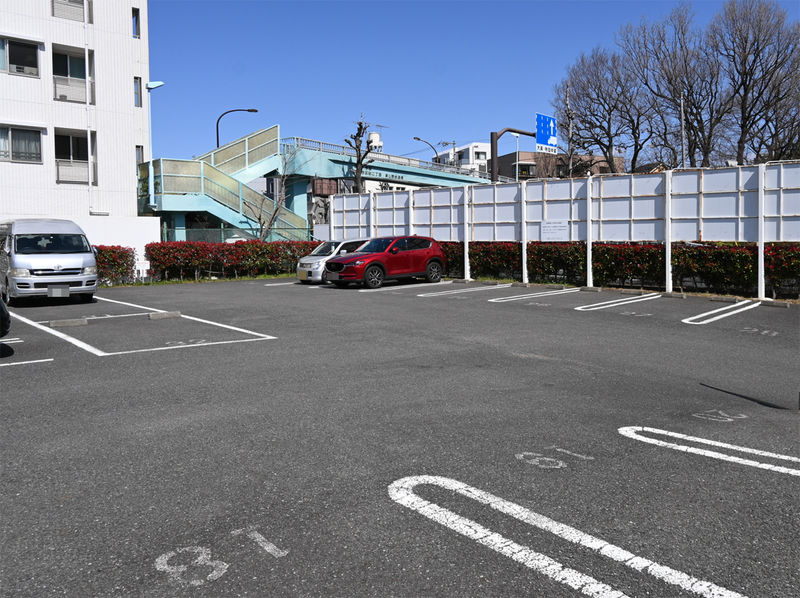 東京メモリードホール 駐車場
