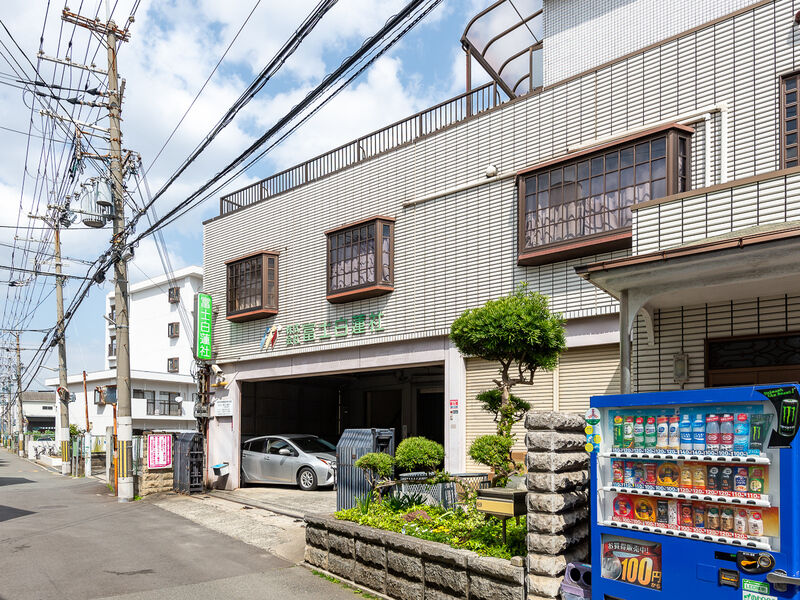 ファミリーホール 入口