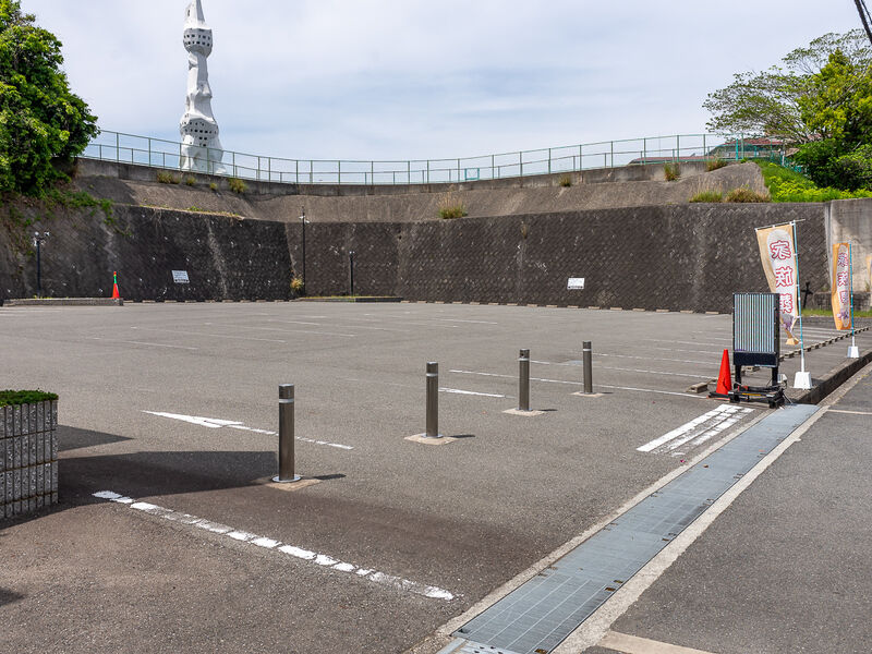 花仙美山ホール 駐車場
