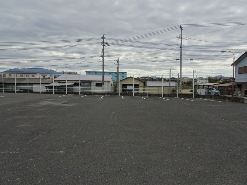 宇佐ながす斎場 駐車場１