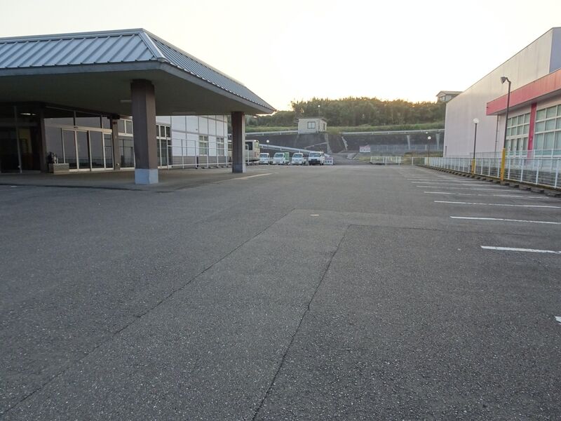 プリエールうすき 駐車場１