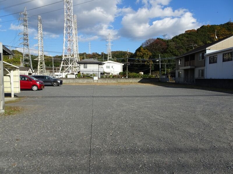 下郡会館 駐車場１