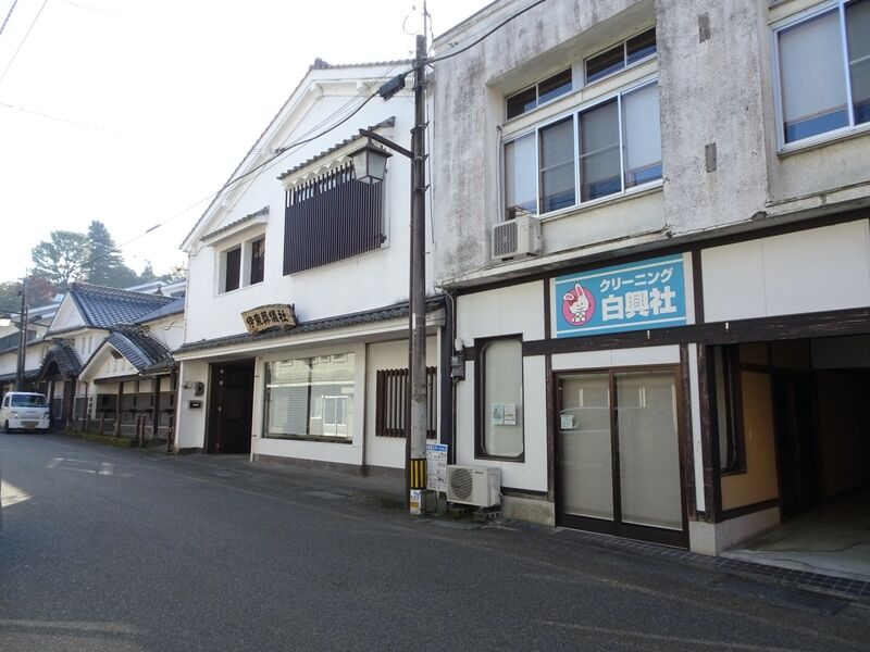 かがみ斎場 外観３