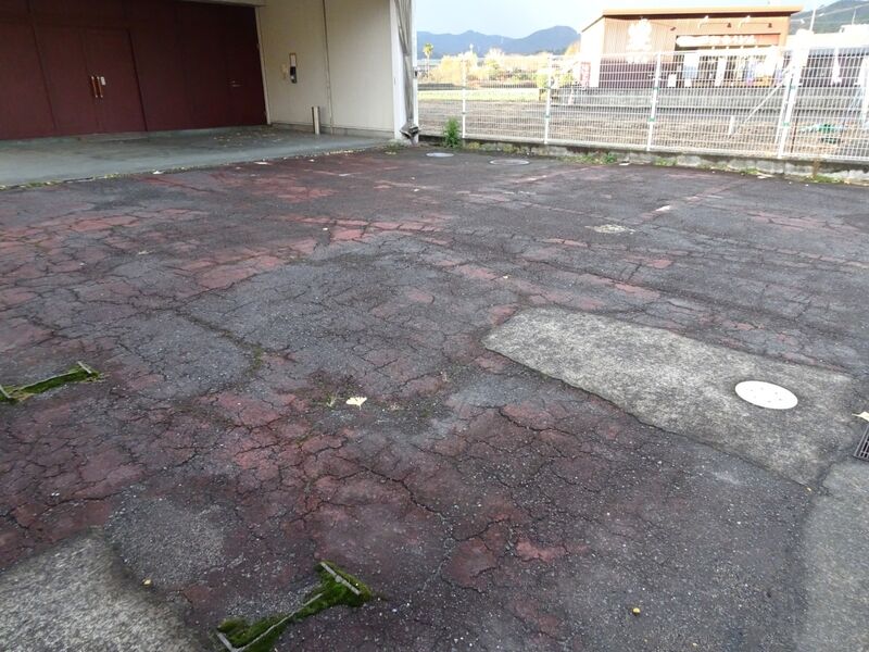 友田紫雲閣 駐車場１
