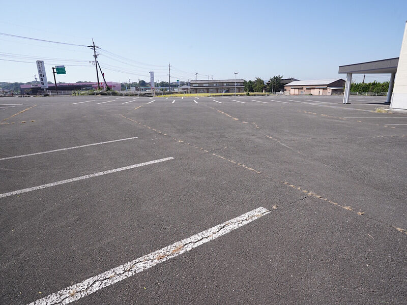吾妻斎場 駐車場1