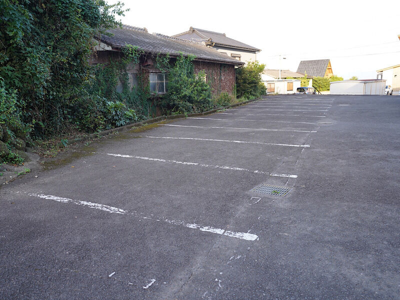 小浜葬儀社 雲仙市民斎場 駐車場1