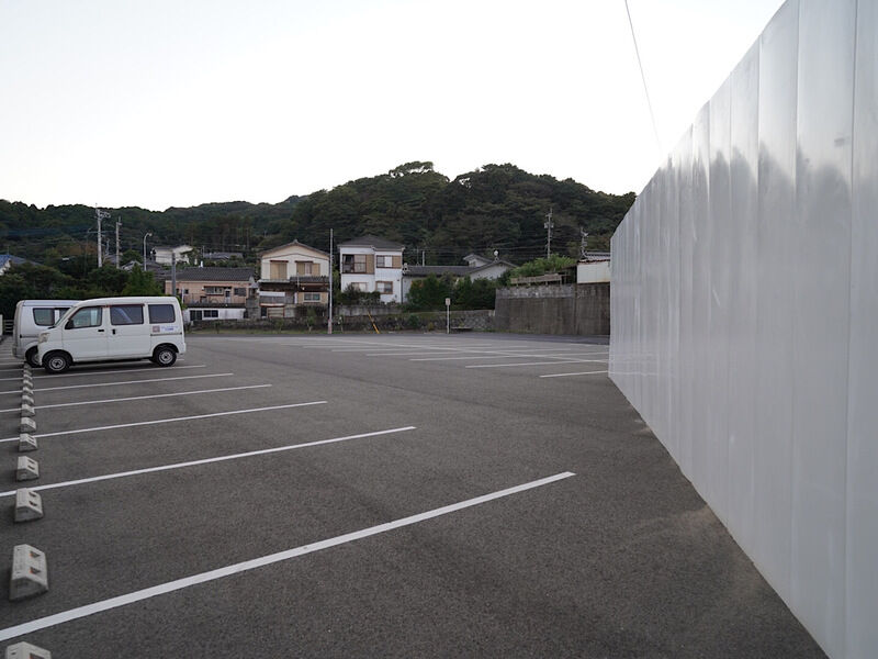 メモリアルホール中央葬斎 駐車場2