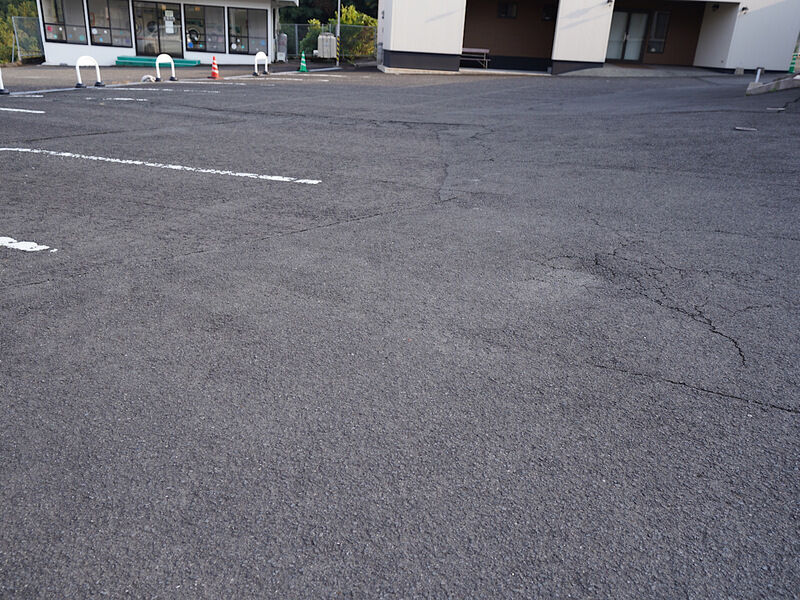 さくら会館西彼 駐車場1