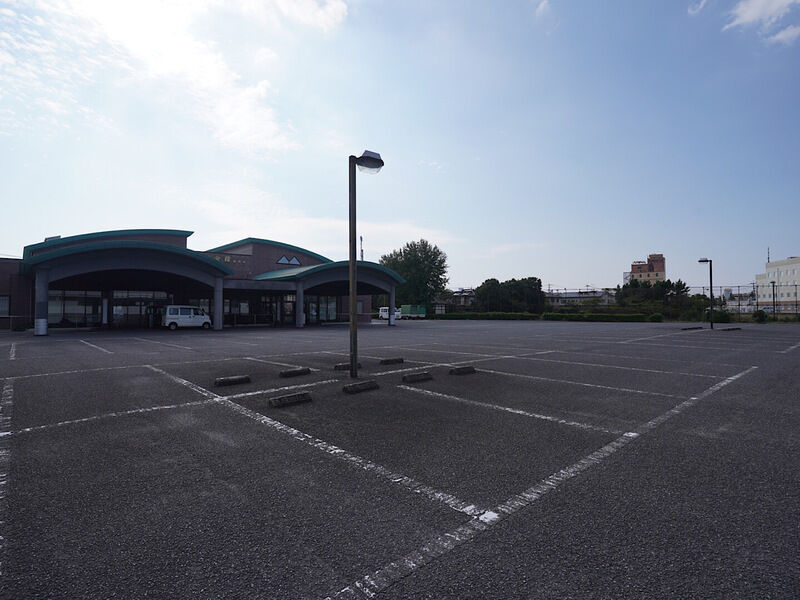 大村会館 駐車場1