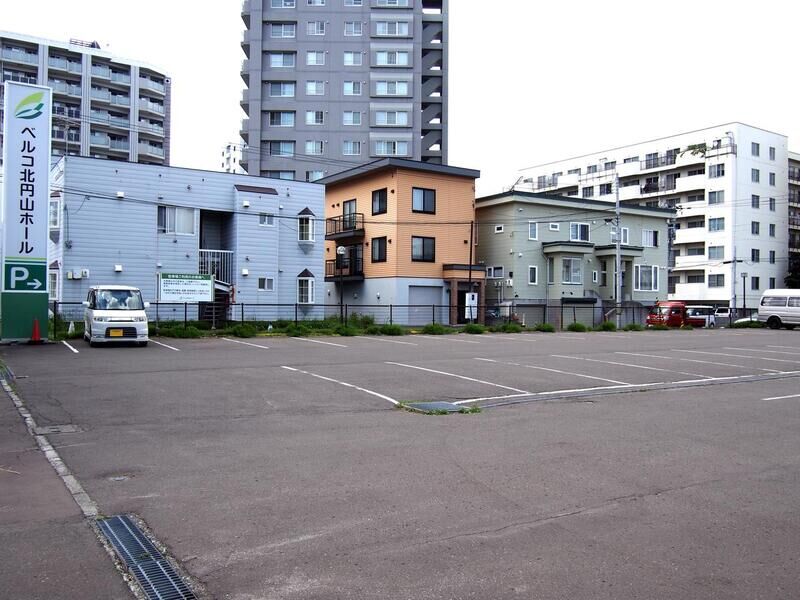 ベルコ北円山ホール 駐車場３