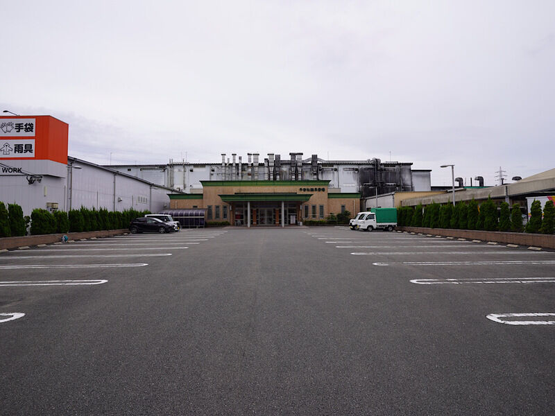 諫早斎場 駐車場1
