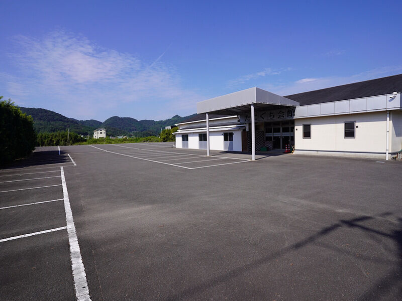 たにぐち会館 駐車場2