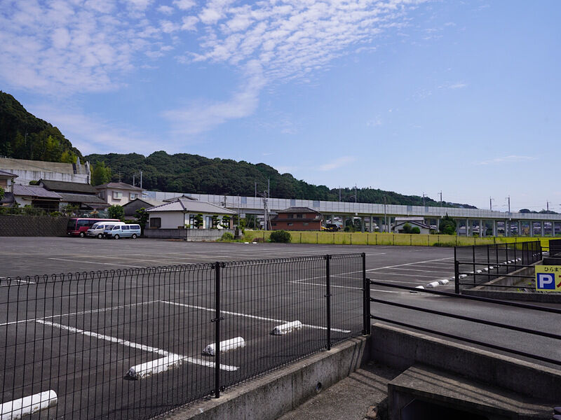 ひらまつ斎場 駐車場1