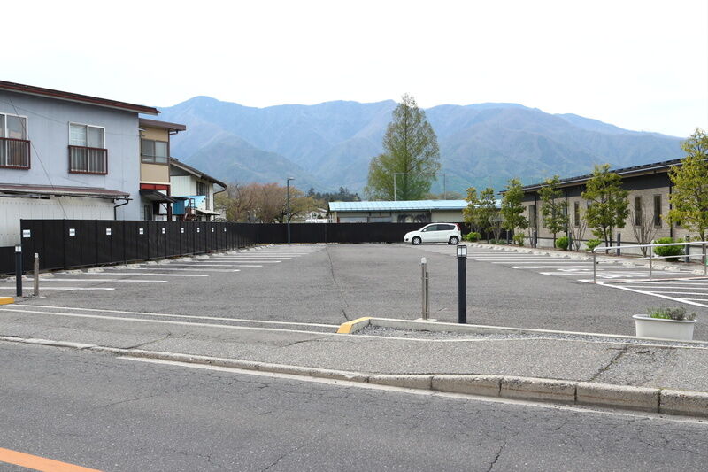JA虹のホールあずさがわ 駐車場